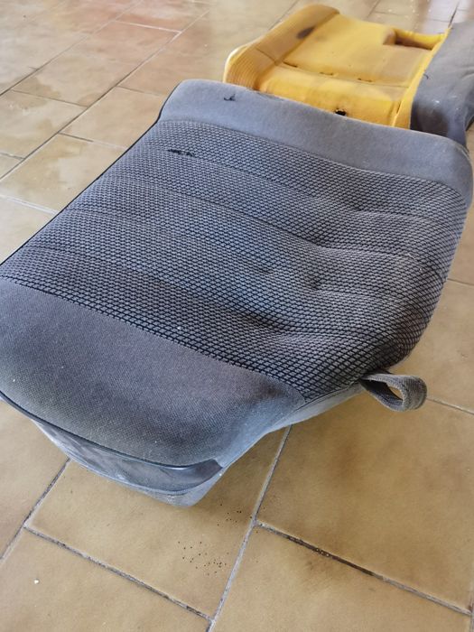 Partes de bancos para restauro BMW E30