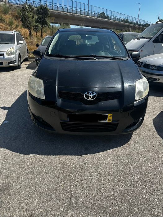 Toyota Auris 1.4 D-4D – Económico e Fiável