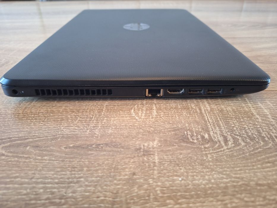 Laptop HP  Intel  Core i3-5005U