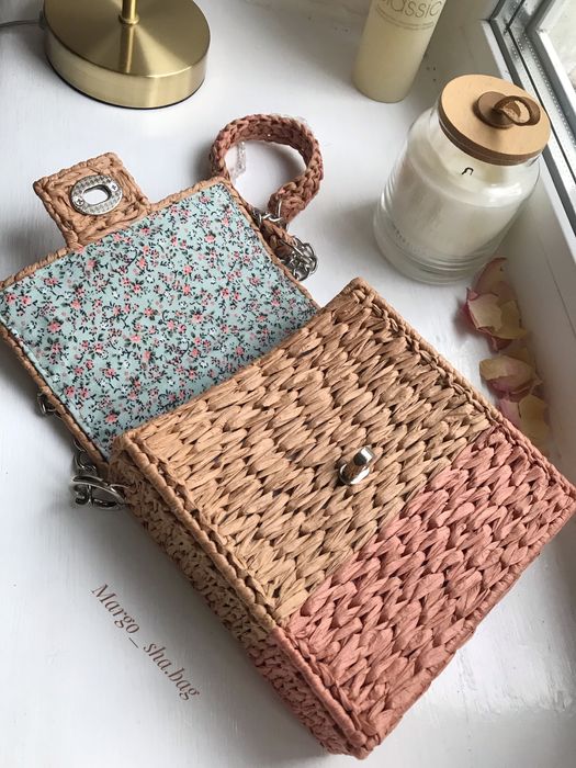 Маленькі сумочки-клатчі ручної роботи