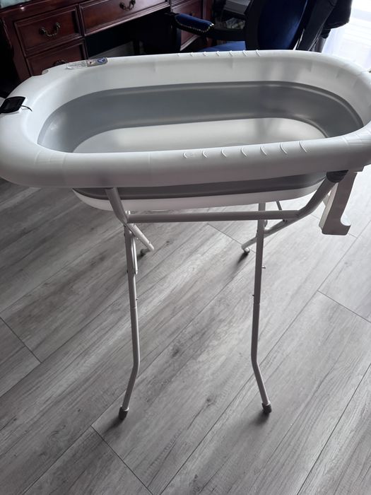 Wanienka ze stojakiem i termometrem