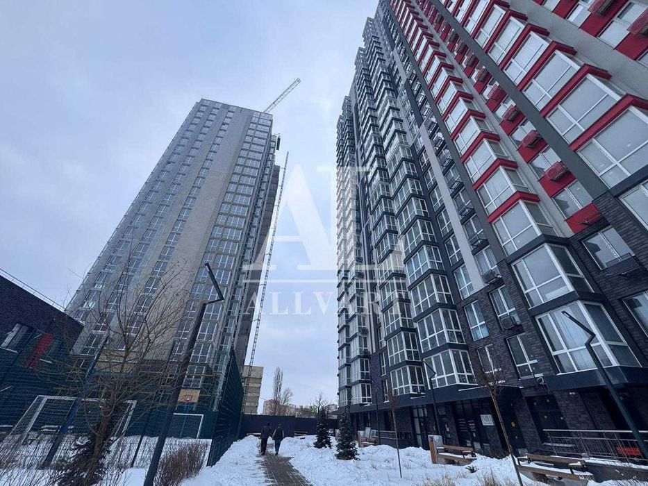 Продам 1 кім. квартиру без ремонту, ЖК 4U, метро Академмістечко