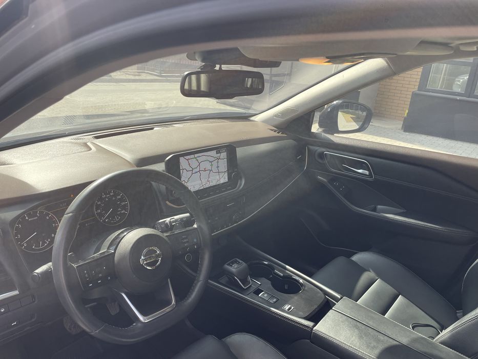 Nissan Rogue t33 SL 2,5