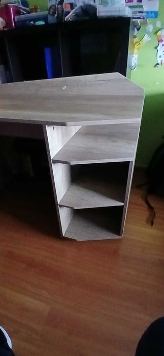 Secretaria e cadeira