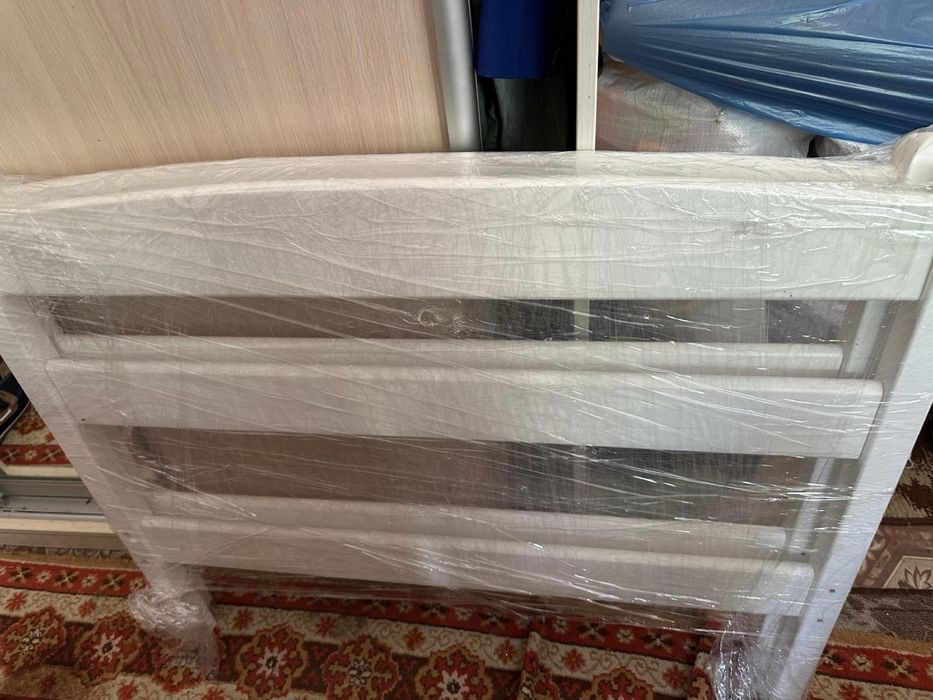 Продам детскую одноместную кровать