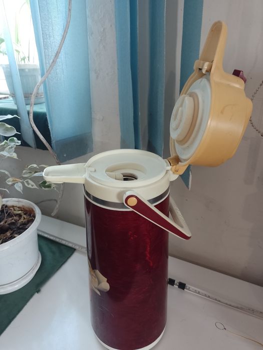 Термос для горячей воды