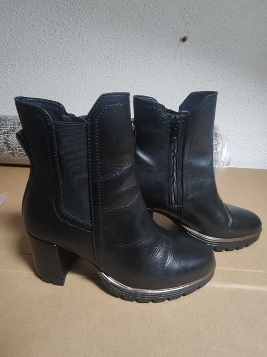 Botas em pele by Roberto Torretta