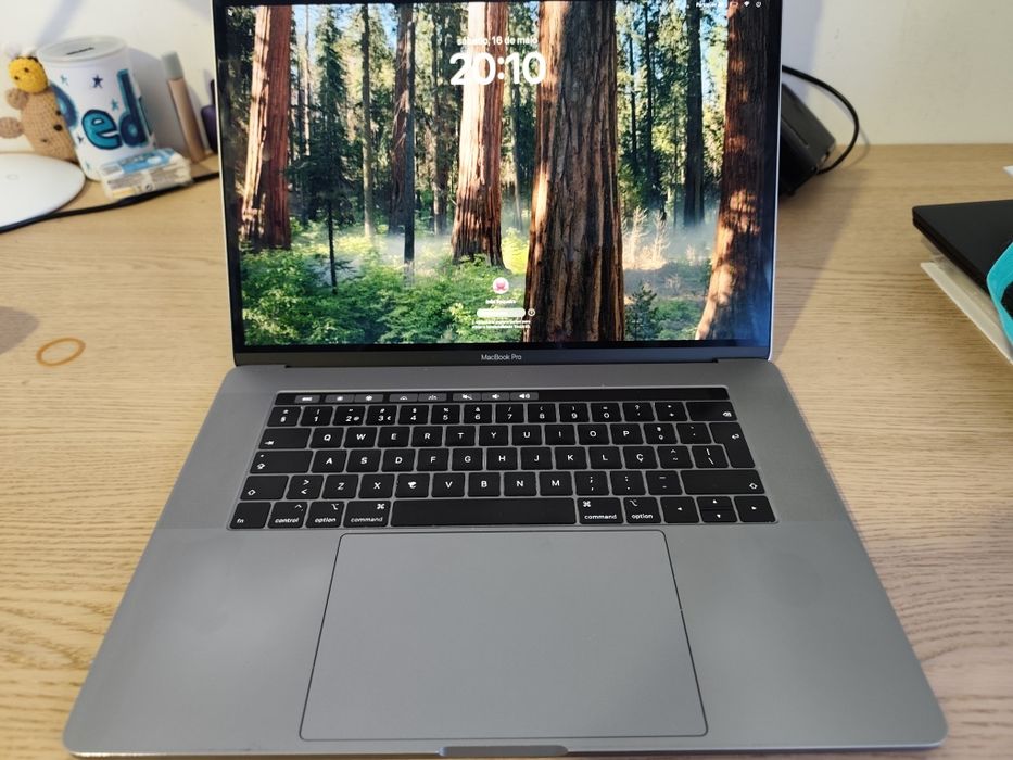MacBook Pro 2019 15" i7