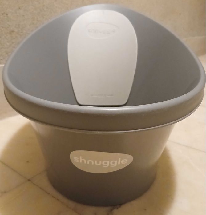 Banheira SHNUGGLE ergonómica & portátil, como NOVA — p/ bebé 0-12Meses