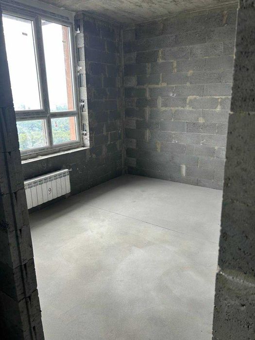 Продам 1 кім кв Будинок на Вавілових 9-11.