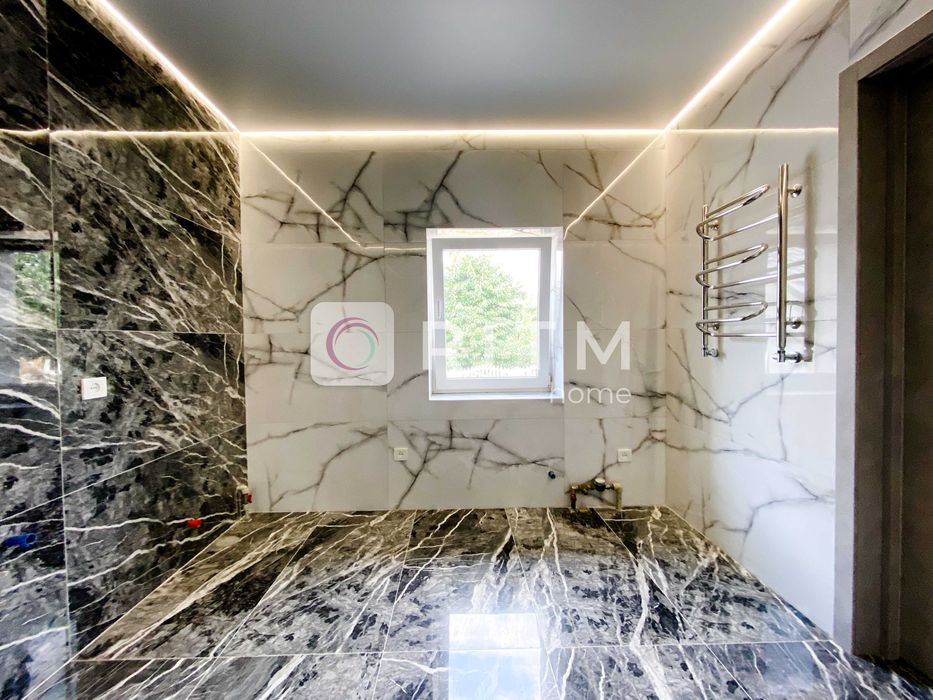 Продається будинок з сучасним ремонтом у Луцьку!!!