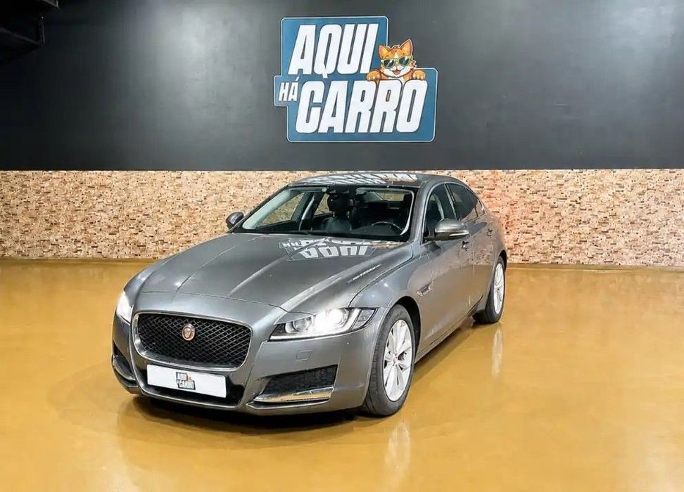 Jaguar XF