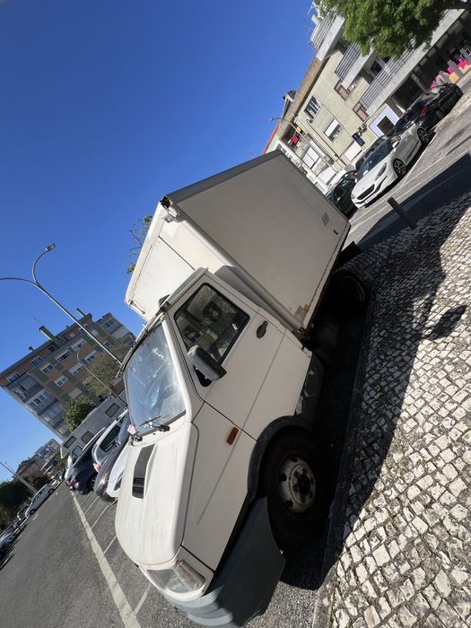 Vendo Iveco Caminhao Bau de 1996