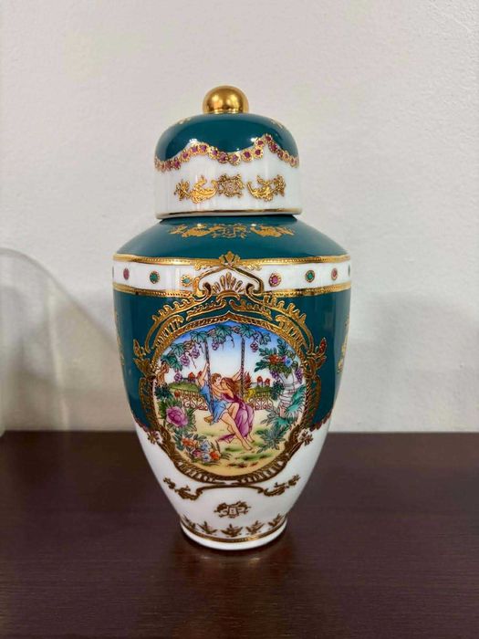 Vendo conjunto de louça de grande qualidade. Aceito ofertas.