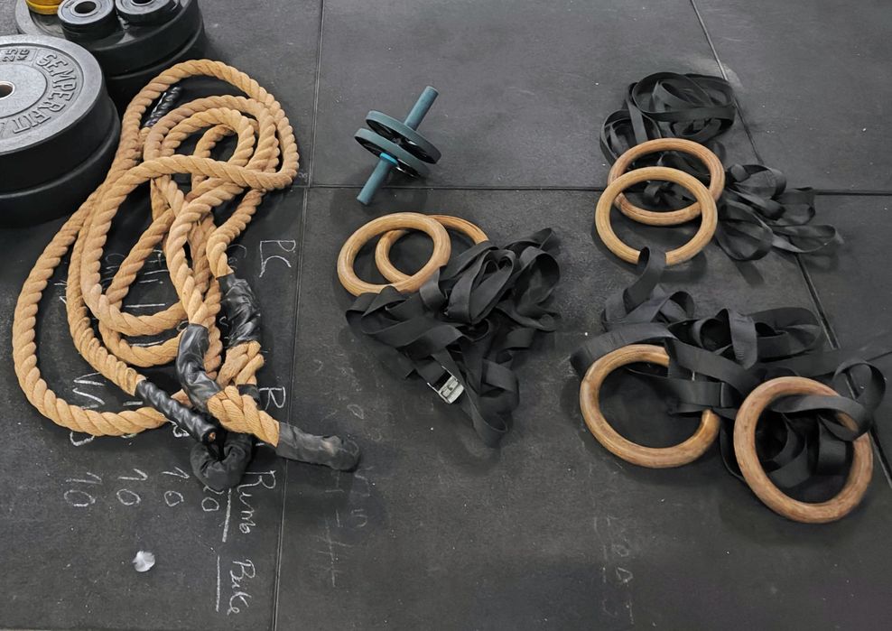 Diversos materiais de ginásio/CrossFit