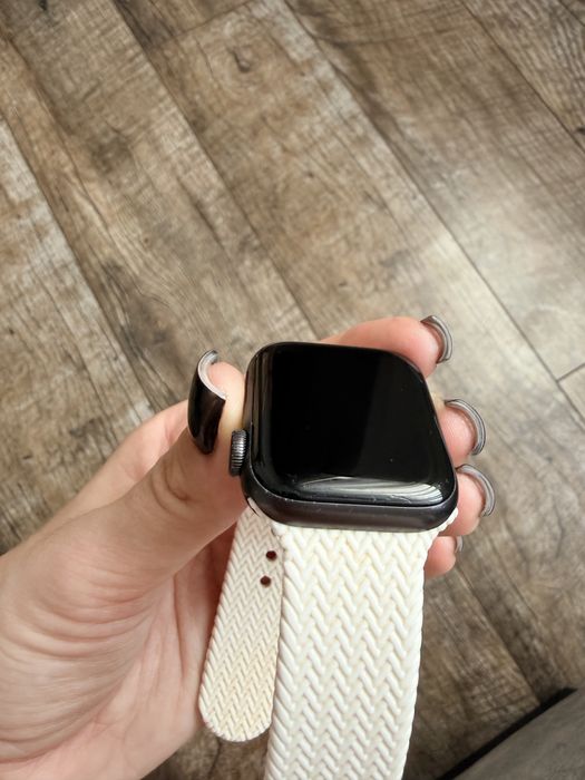 Apple Watch SE 40 mm