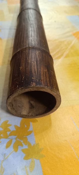 Vela em bambu altura  75 cm diâmetro 9 cm