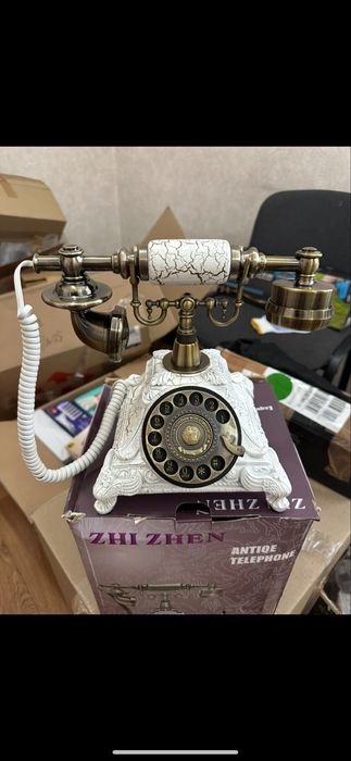 Ретро телефон в винтажном стиле (новый)