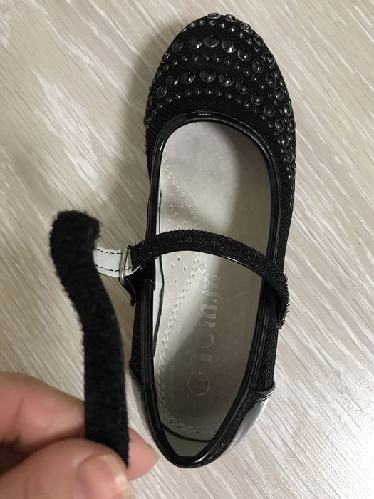 Туфли . Туфельки на девочку