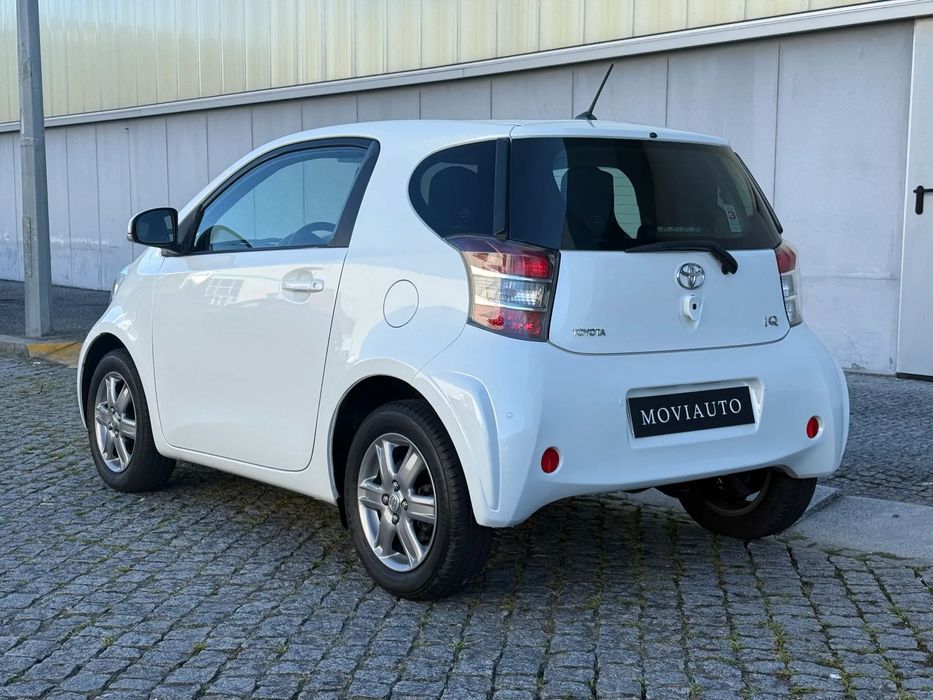 Toyota iQ 1.0 Multidrive +