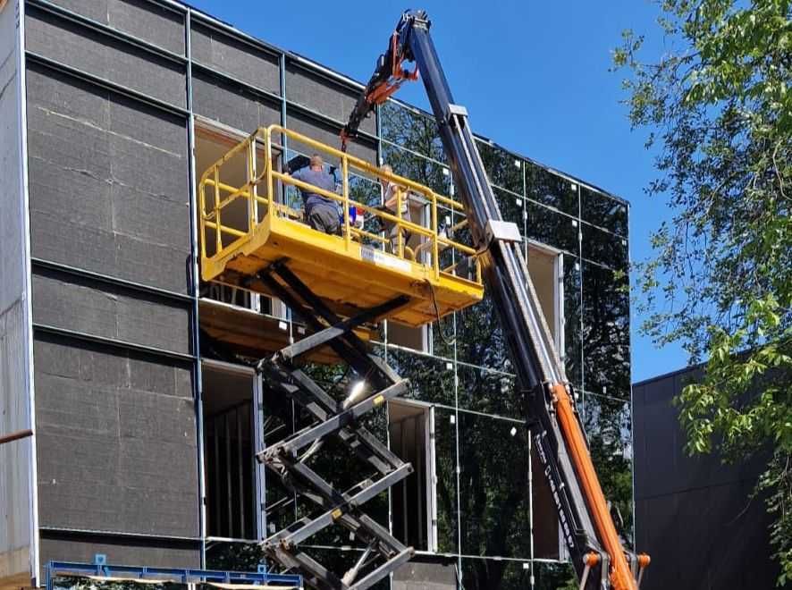 Wynajem mini żurawia BG LiftM250 z operatorem Szczecin Stargard Police