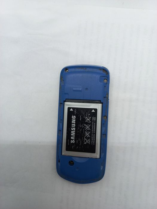 Телефон Samsung  мобільний