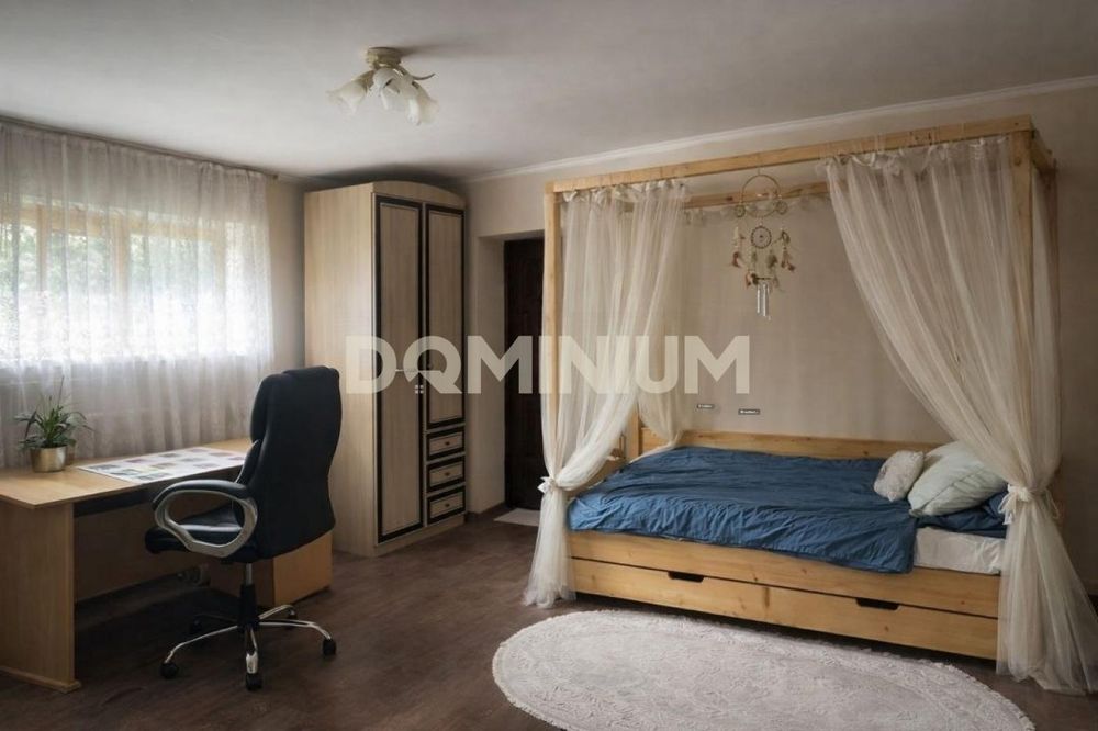 Продається будинок в м. Хуст