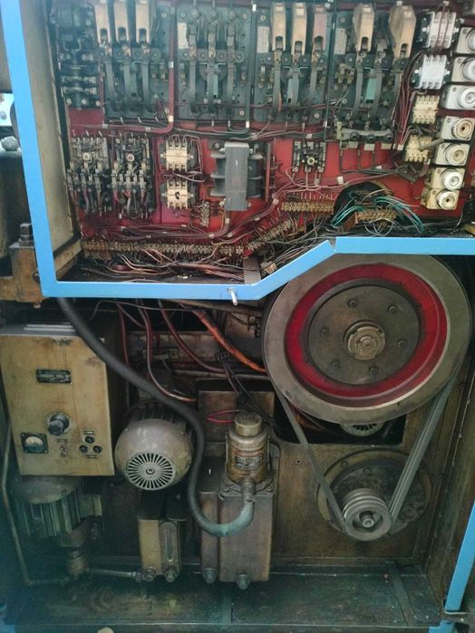 Maszyny przemysłowe frezarka tokarka PORĘBA 2zł/kg