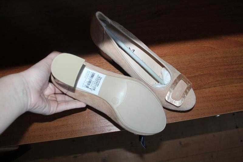 Замшеві туфлі Caprice 37.5 розмір