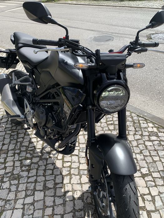Honda CB300R  2025