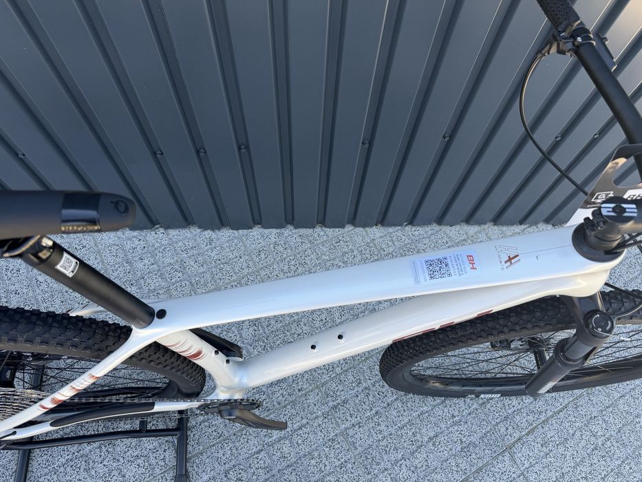 Bicicleta btt BH ultimate 6.0 nova