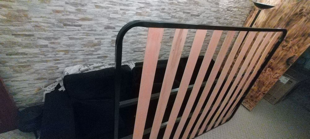 Estrado de cama......