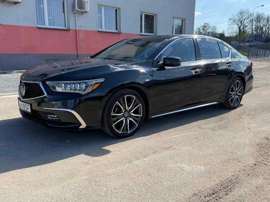 Acura RLX 3,5 V6 Sport Hybrid SH-AWD / Honda Legend