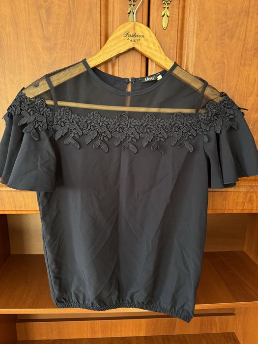 Шкільна блузка