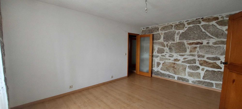 Quintinha Centenária em Pedra com 2.000 m² – Fonte Arcada, Póvoa de Lanhoso