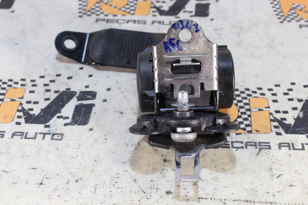 Cinto trás direito MINI Mini (R56)