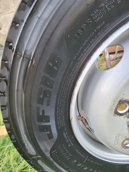 Opony Koła 235/75 R17.5 Jinyu JF518