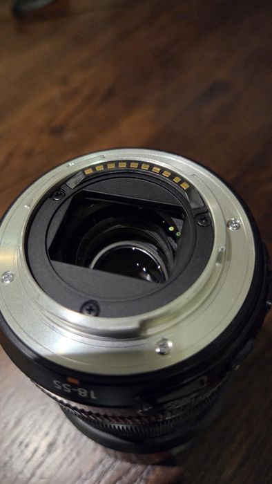 Obiektyw Fujifilm XF 18-55 F 2.8-4 R LM OIS