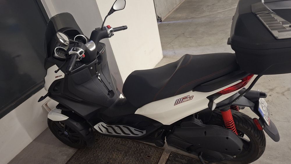 Vendo Piaggio mp3 300