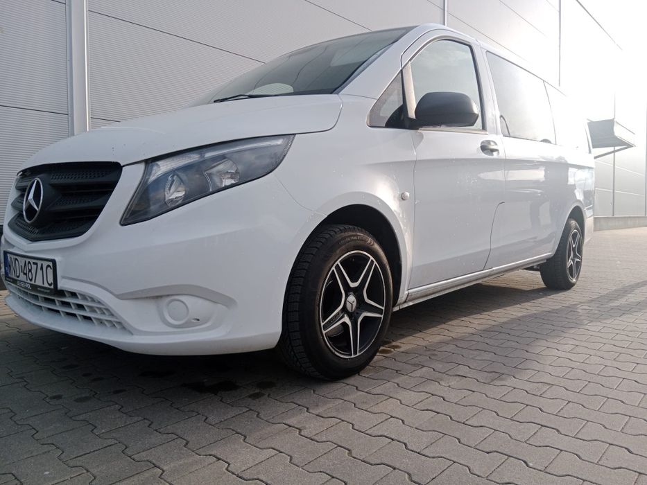 Wynajem Busa 7 8 9 osobowy