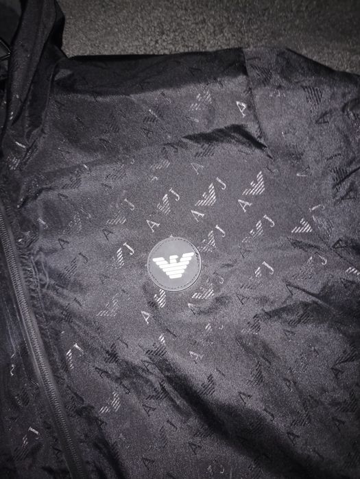 Ветровка Armani Jeans M-L