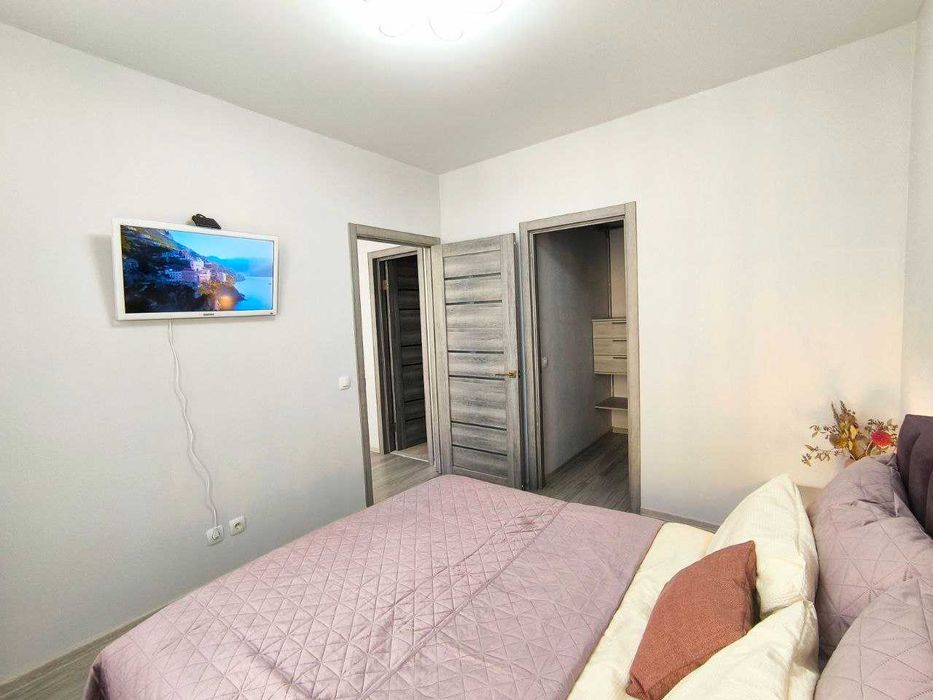 Подобово студія з двома спальнями Комфорт Таун Березнева Лівобережна