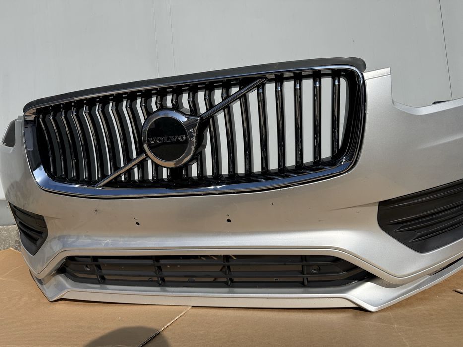 Volvo XC90 2 II Momentum Core zderzak przôd przedni lift