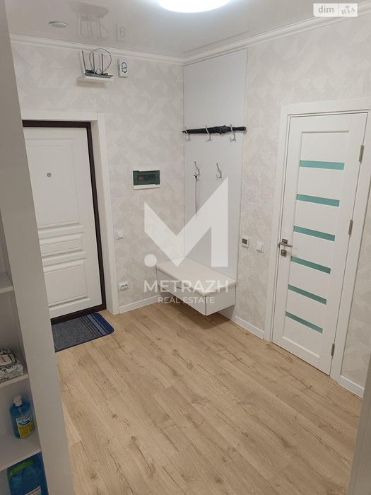 До метро 3 хвилини! 1к квартира 51 м2 у ЖК Лебединий