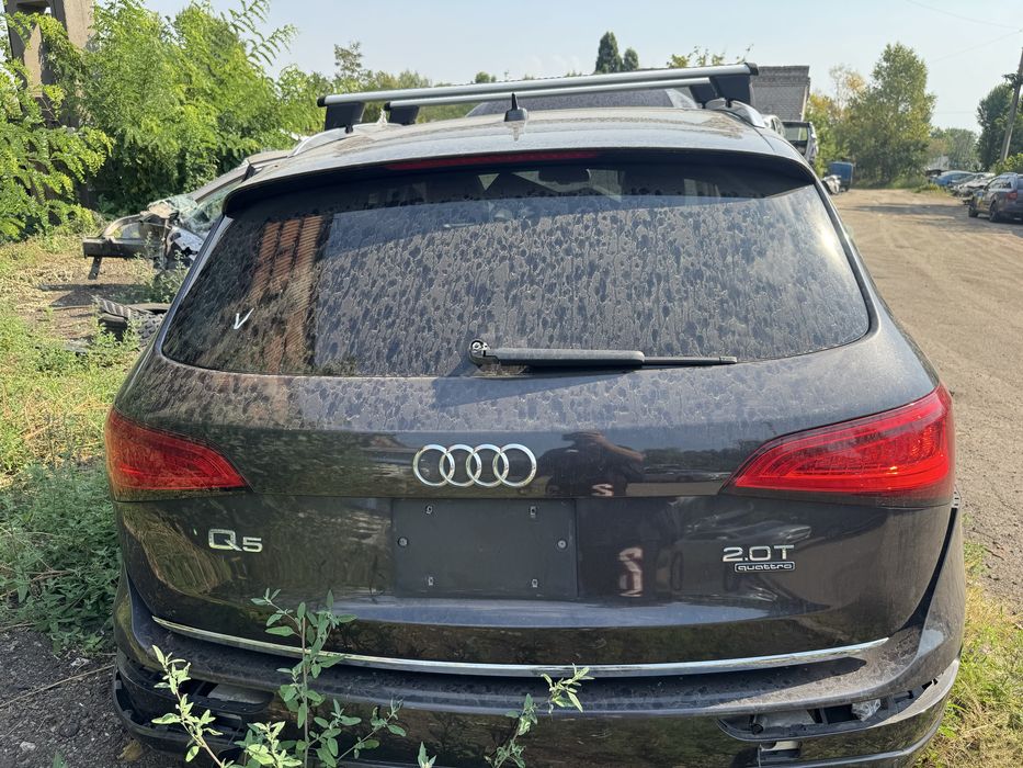 Кришка багажника ляда audi Q5 панел ауди двери