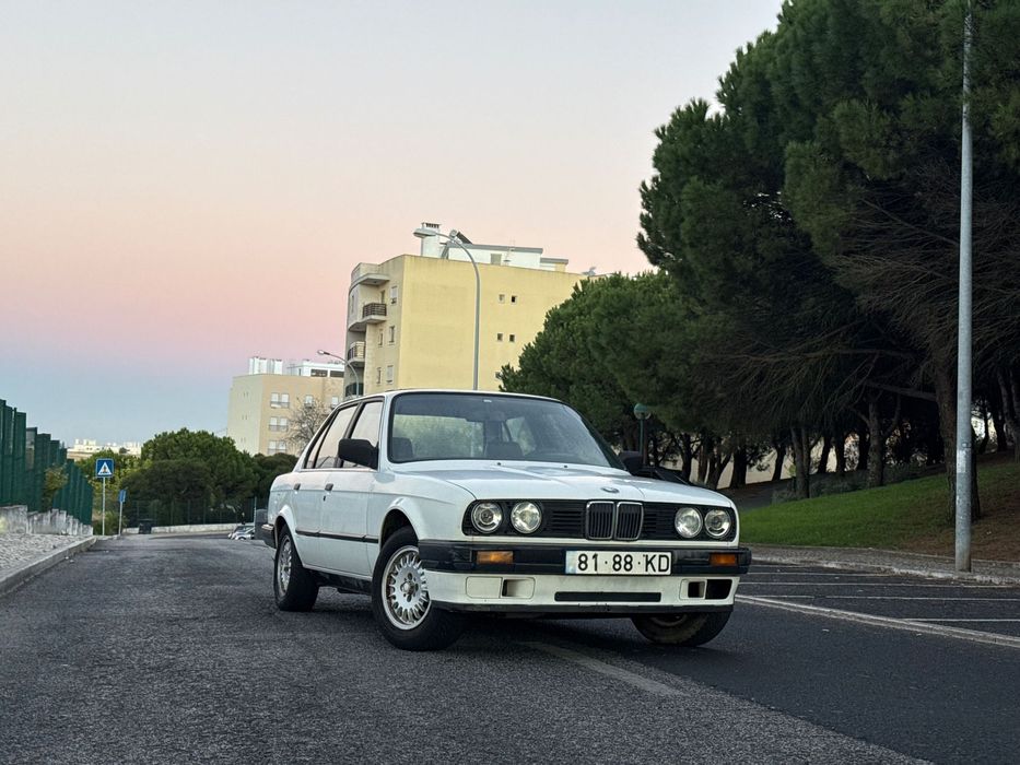 BMW 320 i foto 2