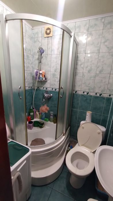 2-ком. гостинка с ремонтом на Одесской.Свой с/у,душевая,Кухня.Сертифик