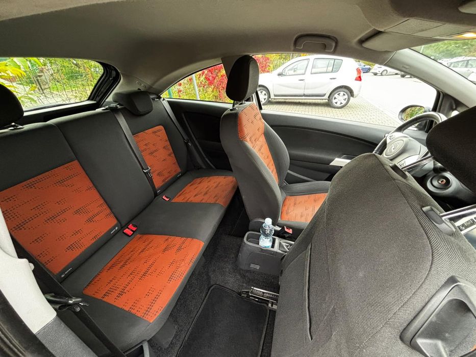 Opel Corsa  1.3cdti 2011r Bogata opcja serwisowana