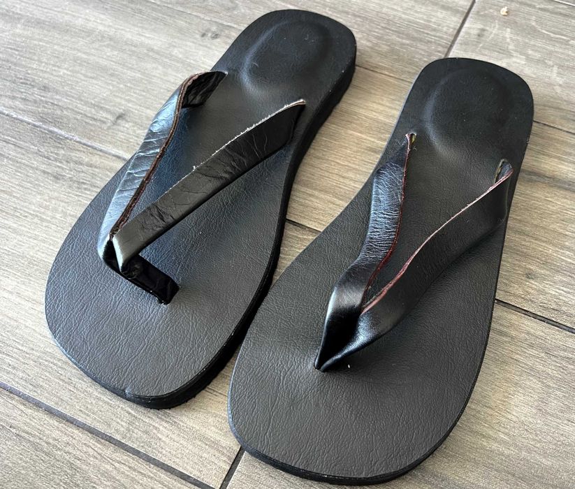 Нові в'єтнамки р 42 - 43 шкіряні чоловічі чорні тапки шльопанці