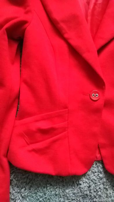 Orsay, czerwony żakiet dzianinowy, rozm. XS